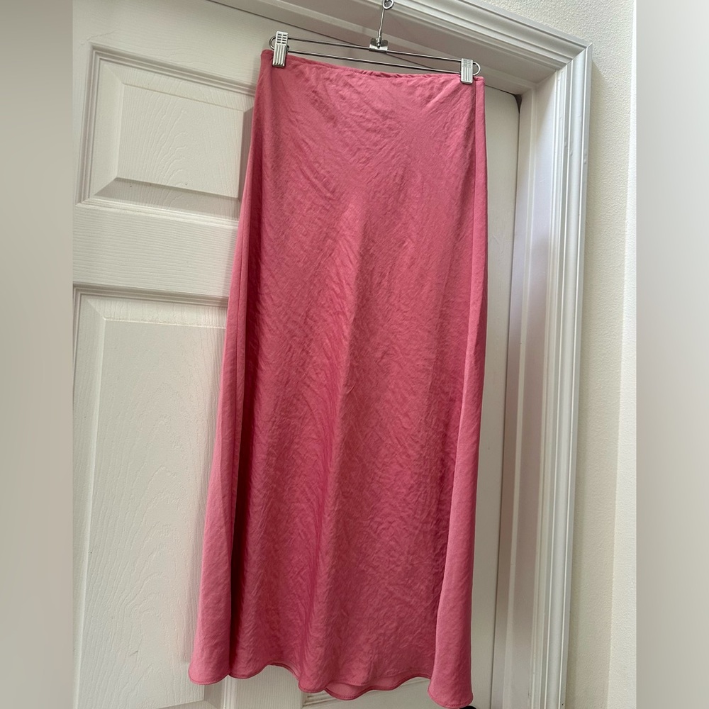 Elegant Pink Women's Skirt